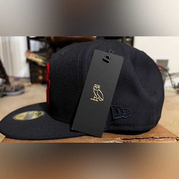 OvO x New Era Varsity 59Fifty Fitted Cap Dark Navy - Picture 3 of 7